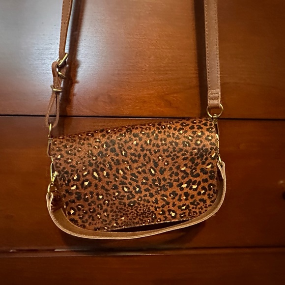 Madewell The Flap Convertible Crossbody Bag & Wallet Painted Leopard Calf Hair - Picture 3 of 16
